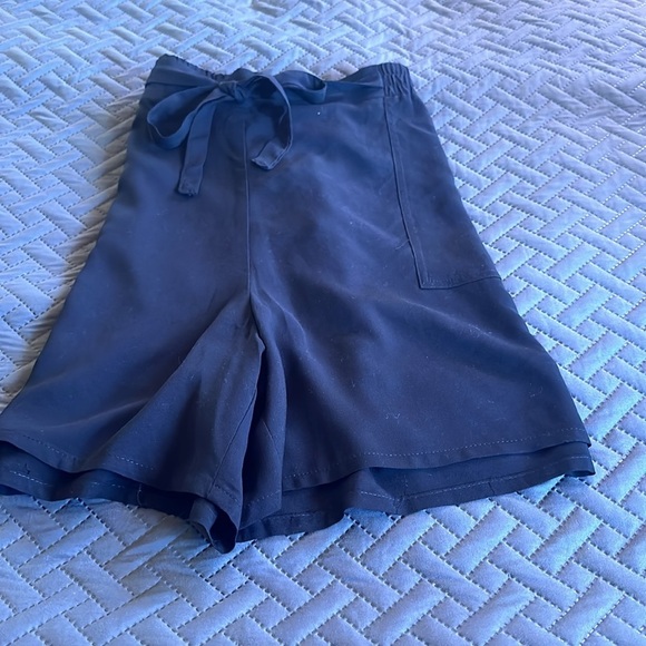 Loralette black shorts NEW - Picture 7 of 13